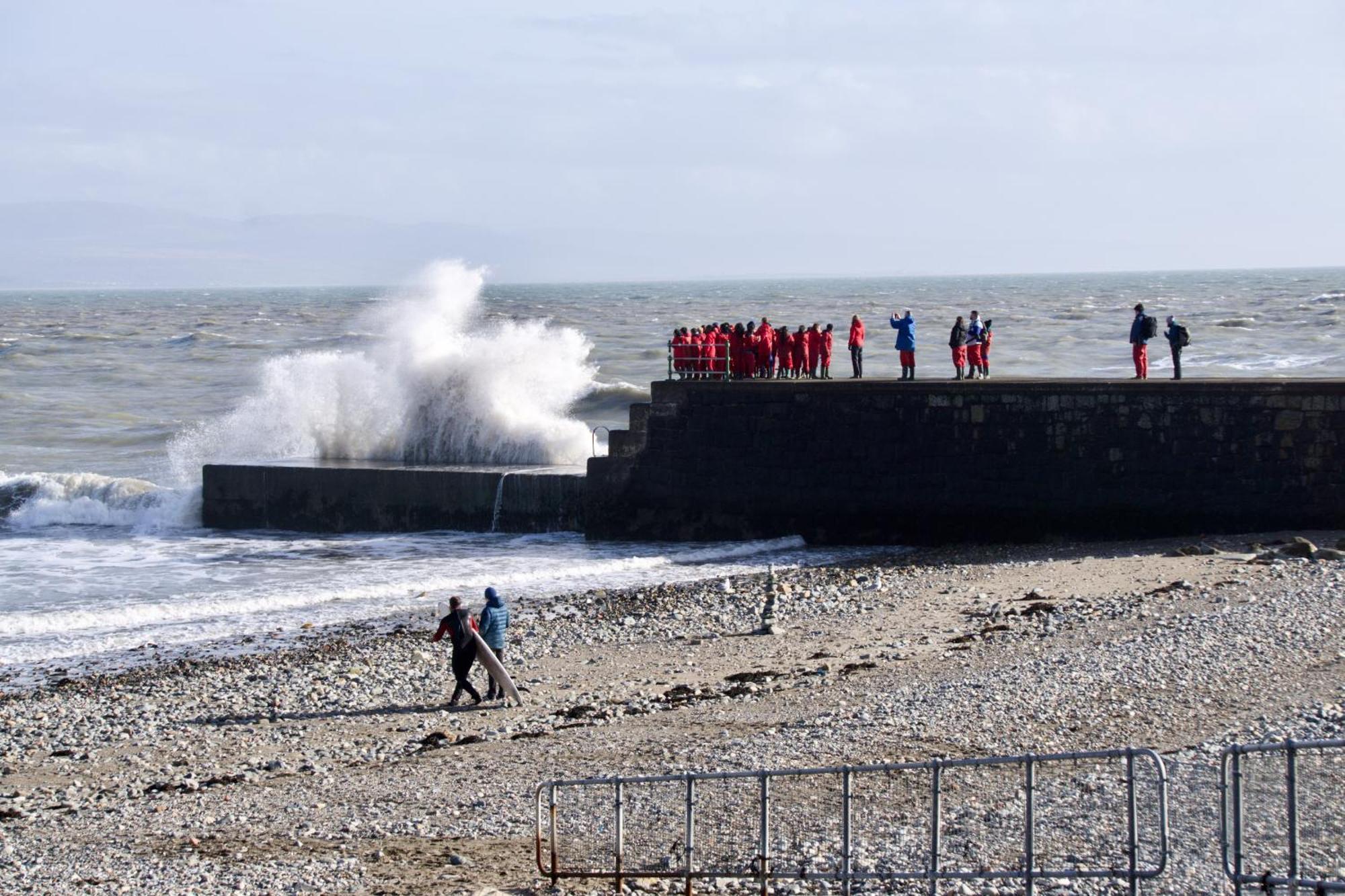 Glan Y Mor, Sleeps 20, 8 Bedrooms, 8 Bathrooms, Seafront, Criccieth Exterior foto